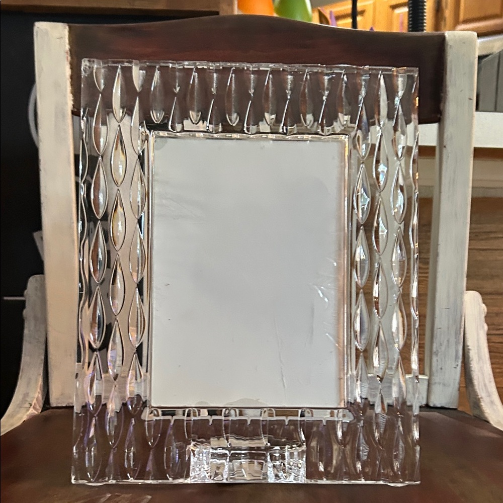 Elegant Clear Glass Photo Frame